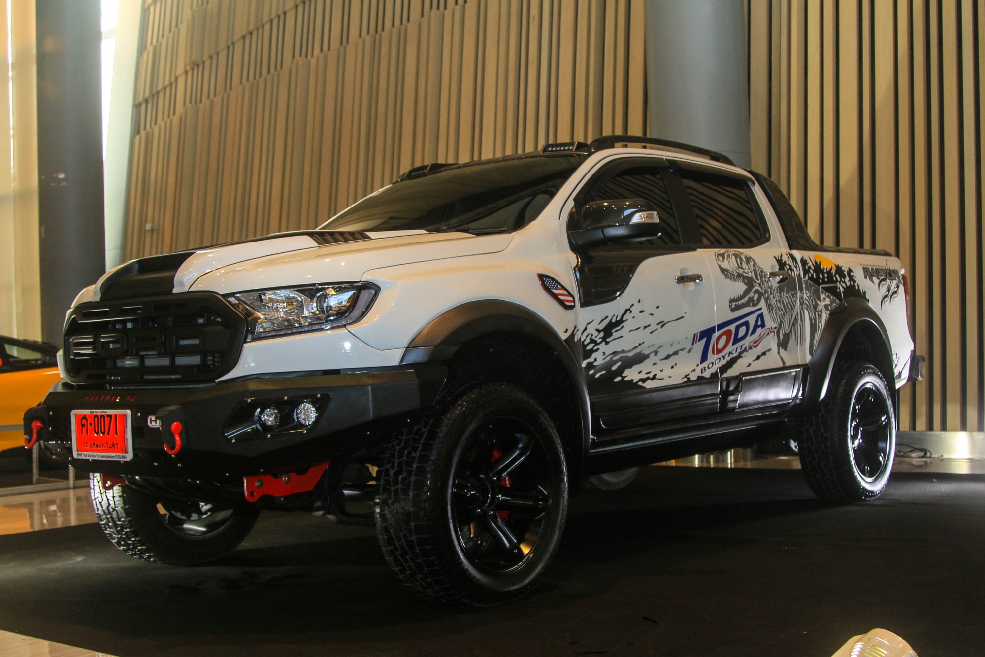 Ford Ranger ตัวลุยมาดเข้มจาก Toda Bodykit